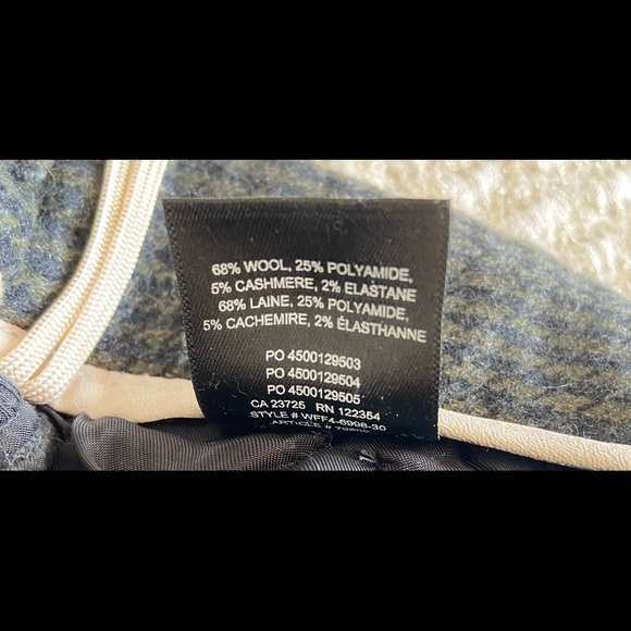 Aritzia - Picture 2 of 2